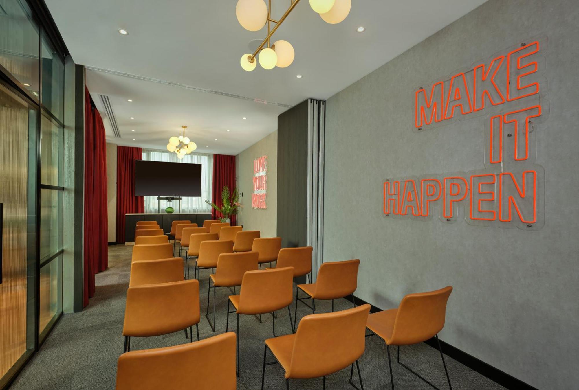 Radisson Red Belgrade Hotel Exterior foto